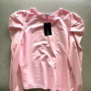 Pink tshirt